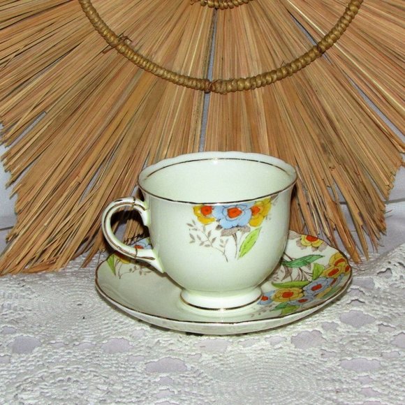 Vintage Foley Fine Bone China Teacup Hand Painted Cup & Saucer Cottagecore - Picture 5 of 7